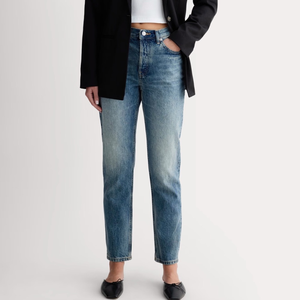Everlane The '90s Cheeky Straight Jean - Vintage Blue - Size 28 Crop